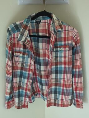 Patagonia Women's Long-Sleeved Fjord Flannel Shirt